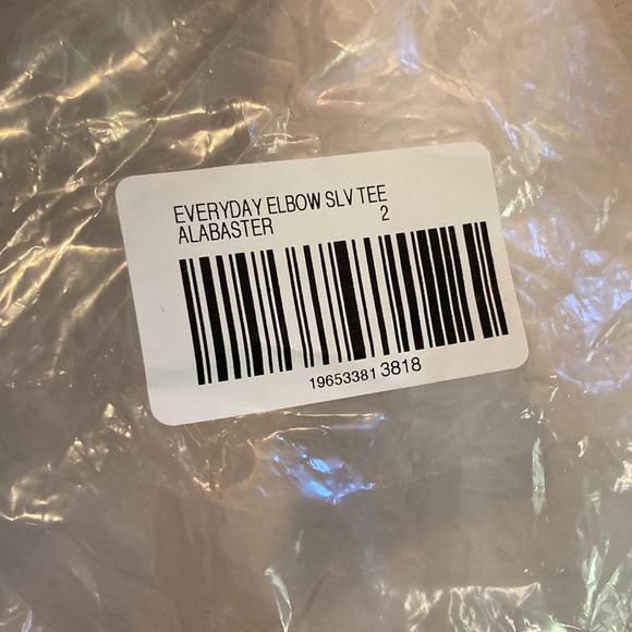 NWT Chico’s white shirt - Picture 5 of 5